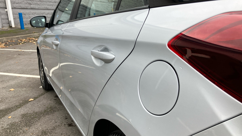 Hyundai i20 1.2 MPi SE 5dr Petrol Hatchback